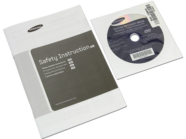 Laptop Samsung RV415-A04MX:
Procesador AMD Dual Core E-350 (1.6 GHz),
Memoria de 4GB DDR3, Disco Duro 640GB,
Video Radeon HD 6310, Pantalla de 14