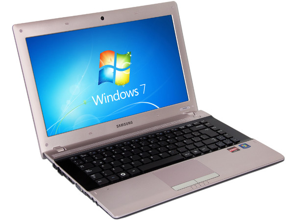 Laptop Samsung NP-RV415-A06MX:
Procesador AMD E-350 (1.6 GHz),
Memoria de 4GB DDR3, Disco Duro 640GB,
Video Radeon HD 6310, Pantalla de 14