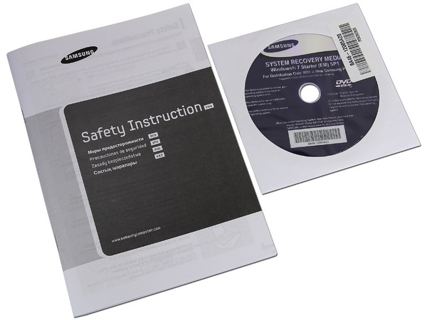 Laptop Samsung NP-RV415-A0EMX:
Procesador AMD E-450 (1.65 GHz),
Memoria de 2GB DDR3, Disco Duro 500GB,
Video Radeon HD 6320, Pantalla de 14