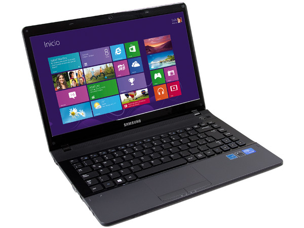 Laptop Samsung NP300E4C-A0KMX:
Procesador Intel Celeron B820 (1.7 GHz),
Memoria de 2 GB DDR3, Disco Duro de 320 GB,
Pantalla HD LED de 14
