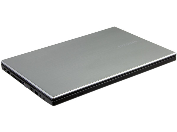 Laptop Samsung 300V4A-A0GMX:
Procesador Intel Core i3 2350M (2.30 GHz),
Memoria de 4GB DDR3, Disco Duro 500GB,
Pantalla LED HD de 14