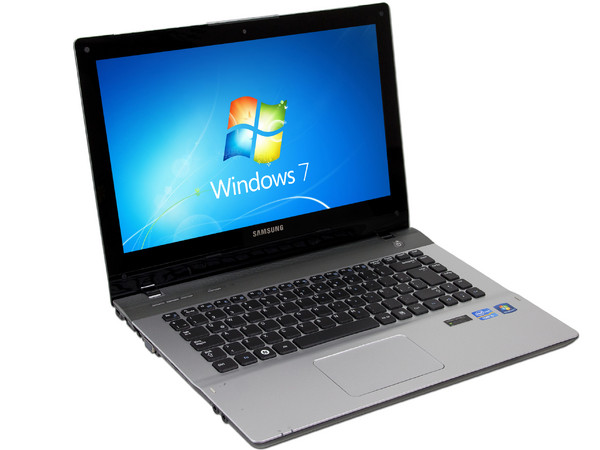 Laptop Samsung QX411-S01:
Procesador Intel Core i5-2410M (2.3 GHz),
Memoria de 4GB DDR3, Disco Duro 500GB,
Video GeForce GT 525M, Pantalla de 14