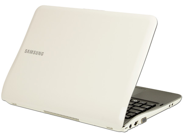 Laptop Samsung SF410-S05MX:
Procesador Intel Core i5-480M (2.67 GHz),
Memoria de 4GB DDR3, Disco Duro 640GB,
Video Nvidia GeForce 310M, SuperMulti DVD+R DL,
Pantalla de 14