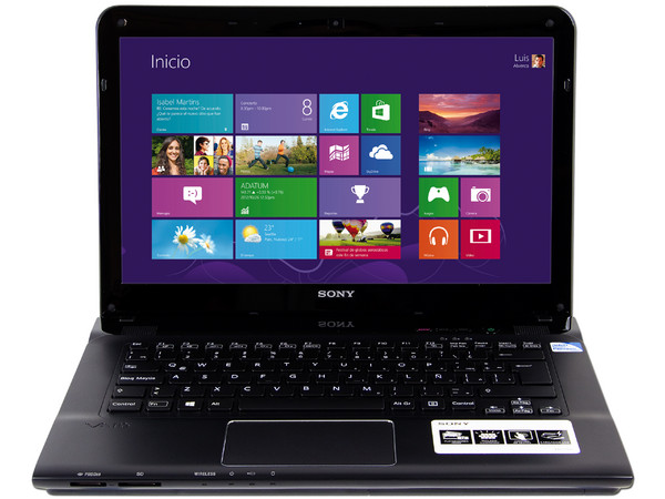 Laptop Sony VAIO SVE14121CLB:
Procesador Intel Pentium B-980 (2.4 GHz),
Memoria de 4GB DDR3, D.D. de 320 GB,
Pantalla LED de 14