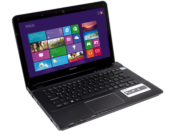 Laptop Sony VAIO SVE14121CLB:
Procesador Intel Pentium B-980 (2.4 GHz),
Memoria de 4GB DDR3, D.D. de 320 GB,
Pantalla LED de 14