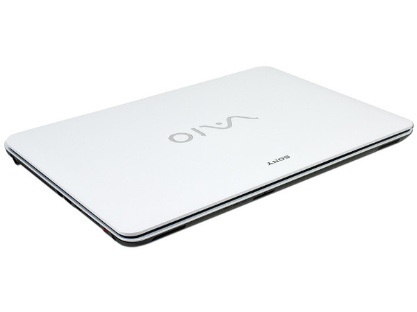 Laptop Sony VAIO  Fit 15 E:
Procesador Intel Core i5-3337U (hasta 2.7 GHz) 3era Generación,
6 GB DDR3, D.D. de 750 GB,
Pantalla LED Multi Touch de 15.5