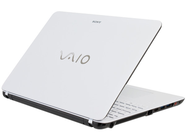 Laptop Sony VAIO  Fit 15 E:
Procesador Intel Core i5-3337U (hasta 2.7 GHz) 3era Generación,
6 GB DDR3, D.D. de 750 GB,
Pantalla LED Multi Touch de 15.5