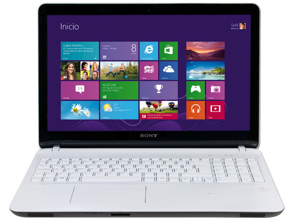 Laptop Sony VAIO  Fit 15 E:
Procesador Intel Core i5-3337U (hasta 2.7 GHz) 3era Generación,
6 GB DDR3, D.D. de 750 GB,
Pantalla LED Multi Touch de 15.5
