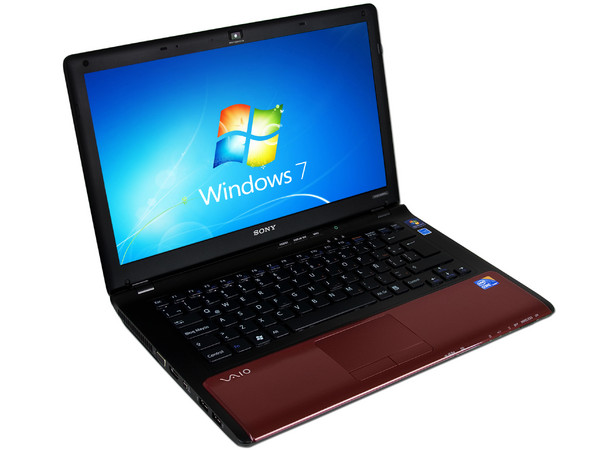 Laptop Sony Vaio VPC-CW25FL:
Procesador  Intel Core i3-330M (2.13GHz),
Memoria de 4GB DDR III, Disco Duro de 500GB,
Pantalla de 14