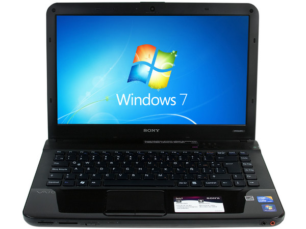 Laptop Sony Vaio VPC-EA35FL:
Procesador Intel Core i3-370M (2.40 GHz),
Memoria de 3GB DDR3, Disco Duro de 500GB,
Pantalla LED de 14