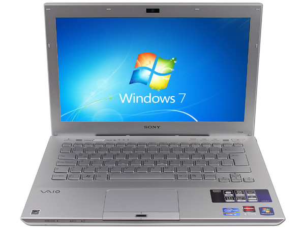 Laptop Sony Vaio VPCSB25FL:
Procesador Intel Core i5-2410M (2.3 GHz),
Memoria de 4GB DDR3, Disco Duro de 640GB,
Pantalla LED de 13.3