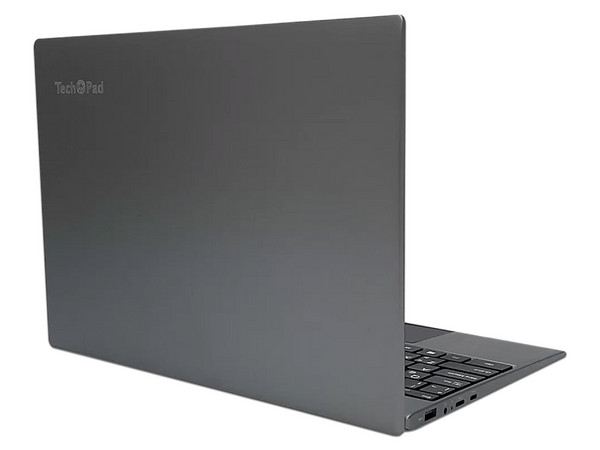 Tech Pad Cosmos 13 PRO:
Procesador Intel Pentium J3710,
Memoria de 4GB SSD de 64GB,
S.O. Windows 11 Home (64 Bits),
Incluye Audífonos TWS.