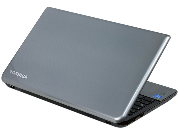 Laptop Toshiba Satellite C50-A5175FM:
Procesador Intel Celeron N 2820 (hasta 2.39 GHz),
Memoria de 4 GB DDR3, D.D. de 1 TB,
Pantalla LED de 15.6