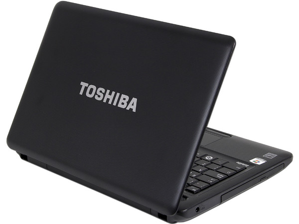 Laptop Toshiba Satellite C645D-SP4279M:
Procesador AMD E-450 (1.65 GHz),
Memoria de 2GB DDR3, D. D. de 320GB,
Pantalla LED de 14”, Video Radeon HD Graphics 6320,
DVD Super-Multi, Red Inalámbrica 802.11b/g/n
Windows 7 Starter (32 bits)