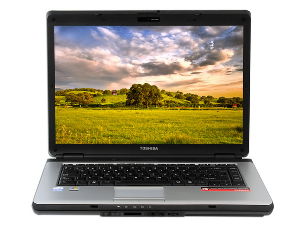 Portátil Toshiba Satellite Pro L300-SP6919R:
Procesador Intel Pentium T3400 (2.16GHz),
Memoria de 2GB DDR II, Disco Duro de 250GB,
Pantalla de 15.4