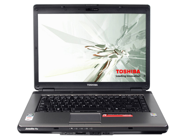Portátil Toshiba Satellite Pro L300D-SP5801,
Procesador AMD Athlon 64 X2, (1.9GHz),
Memoria de 1GB, Pantalla 15.4
