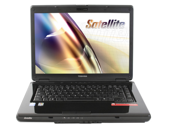 Portátil Toshiba Satellite PRO L305-SP5806R:
Procesador Intel Dual Core(2.0GHz),
Memoria de 1GB DDR II, Disco Duro de 160GB,
Pantalla de 15.4
