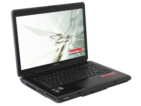 Portátil Toshiba Satellite L305D-SP6913R:
Procesador AMD Athlon 64 X2 QL-64 (2.1GHz,),
Memoria de 3GB DDR II, Disco Duro de 250GB,
Pantalla de 15.4