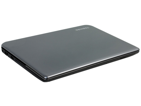 Laptop Toshiba Satellite L40-A4160FM:
Procesador Intel Celeron 1037U (1.8 GHz),
Memoria de 4 GB DDR3, D.D. de 750 GB,
Pantalla LED de 14