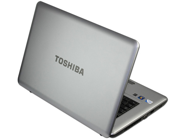 Laptop Toshiba Satellite L455-SP2901R:
Procesador Intel Celeron 900 (2.20GHz),
Memoria de 1GB DDR2, Disco Duro de 250GB,
Pantalla LCD de 15.6”, DVD/RW Super-Multi,
Red Inalámbrica 802.11b/g,
No incluye Sistema Operativo