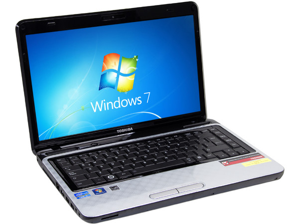 Laptop Toshiba Satellite L745-SP4176FM:
Procesador Intel Core i5-2430M (2.40GHz), 
Memoria de 4GB DDR3, D.D. de 500GB, 
Pantalla LED HD de 14”, Video Intel HD Graphics 3000,
Super-Multi DVD/RW, Red 802.11b/g/n, 
Windows 7 Home Premium (64 bits)