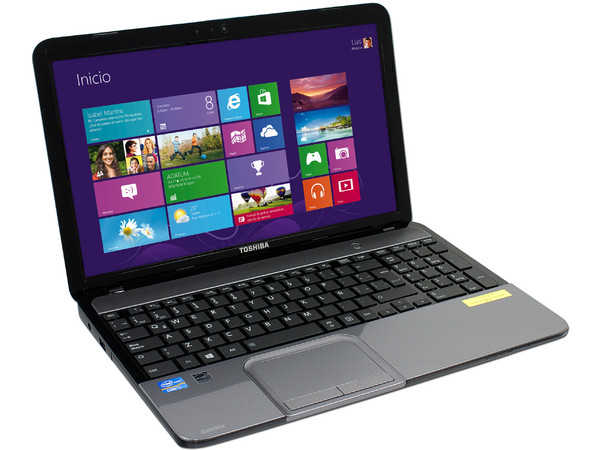 Laptop Toshiba Satellite L855-SP5165FM:
Procesador Intel Core i7-3630QM (2.4GHz) 3era Generación,
Memoria de 8 GB DDR3, D.D. de 1 TB,
Pantalla LED de 15.6