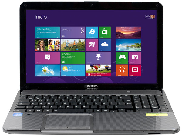 Laptop Toshiba Satellite L855-SP5165FM:
Procesador Intel Core i7-3630QM (2.4GHz) 3era Generación,
Memoria de 8 GB DDR3, D.D. de 1 TB,
Pantalla LED de 15.6
