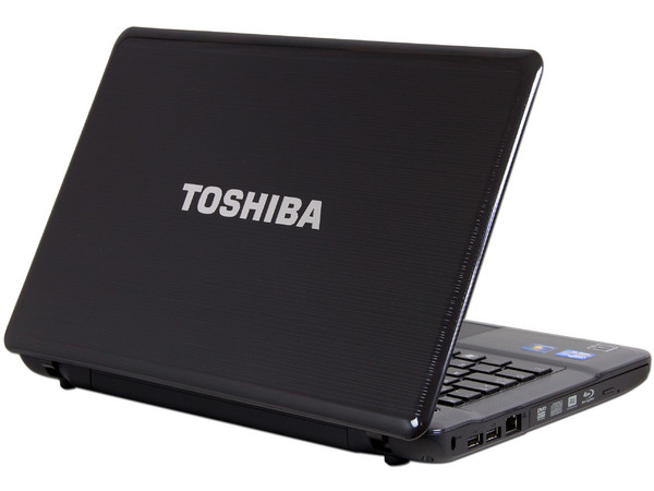 Laptop Toshiba Satellite P745-SP4160M:
Procesador Intel Core i5-2410M (2.3GHz),
Memoria de 6GB DDR3, D.D. de 640GB,
Pantalla de 14