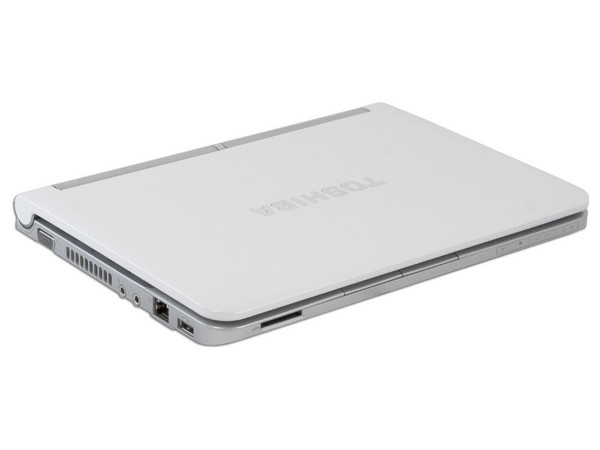 UltraPortátil Netbook Toshiba NB200-SP2903R:
Procesador Intel Atom N270 (1.60 GHz),
Memoria de 1GB DDR II, Disco Duro 160GB,
Pantalla de 10.1