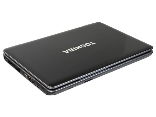 Laptop Toshiba Satellite A505-SP6996R:
Procesador Intel Core 2 Duo T6500 (2.1GHz),
Memoria de 6GB DDR2, Disco Duro de 320GB,
Pantalla LCD de 16