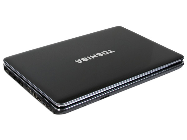 Laptop Toshiba Satellite A505-SP6988R:
Procesador Intel Core 2 Duo P7350 (2.0GHz),
Memoria de 4GB DDRII, Disco Duro de 500GB,
Pantalla de 16