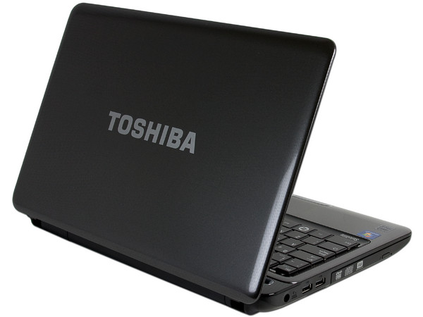 Laptop Toshiba Satellite L635-SP3011M:
Procesador Intel Core i5-460M (2.53 GHz),
Memoria de 4GB DDR3, Disco Duro de 640GB,
Pantalla LCD LED  de 13.3”, DVD Super-Multi DL,
Red Inalámbrica 802.11b/g/n
Windows 7 Home Premium (64 bits)