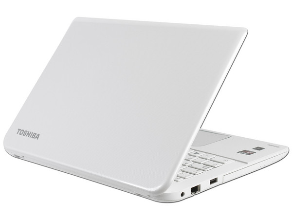 Laptop Toshiba Satellite L40D-A4164WM:
Procesador AMD A8-5545M (hasta 2.7GHz),
Memoria 4 GB DDR3, D.D. de 500 GB,
Pantalla LED de 14