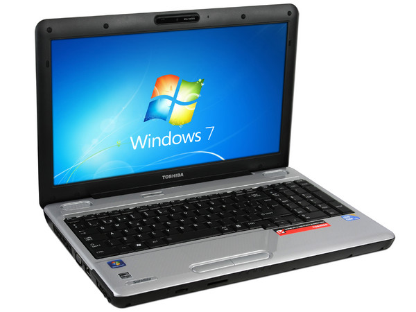 Laptop Toshiba Satellite L505-SP6019M:
Procesador Intel Core i3 330M (2.13 GHz),
Memoria de 3GB DDR3, Disco Duro de 320GB,
Pantalla de 15.6