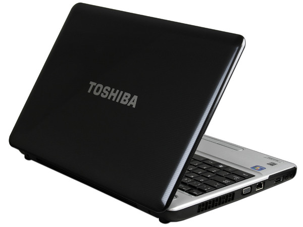 Laptop Toshiba Satellite L505-SP6019M:
Procesador Intel Core i3 330M (2.13 GHz),
Memoria de 3GB DDR3, Disco Duro de 320GB,
Pantalla de 15.6