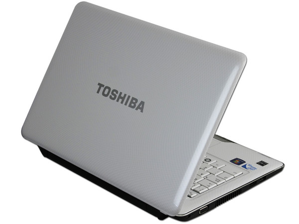 Laptop Toshiba Satellite T135-SP2910R:
Procesador Intel Pentium SU2700 (1.3GHz),
Memoria de 3GB DDR3, Disco Duro de 320GB,
Pantalla LCD de 13.3”,
Red Inalámbrica 802.11b/g,
Windows 7 Home Premium