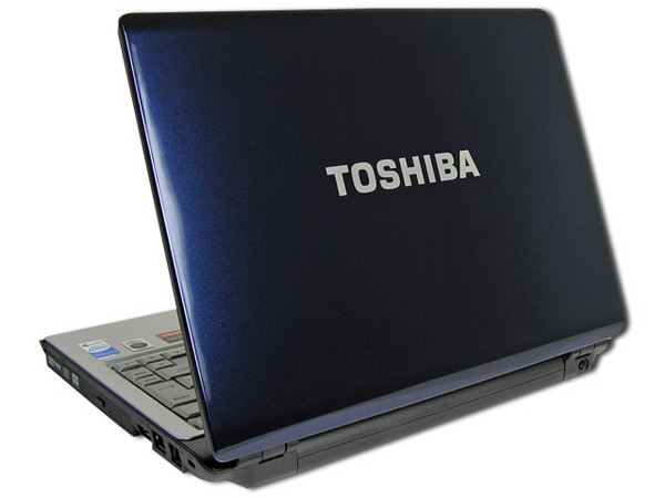 Portátil Toshiba Satellite U305-SP5058,
Procesador Intel Core Duo T 5250 (1.50 Ghz),
Memoria de 1GB, Pantalla 13.3