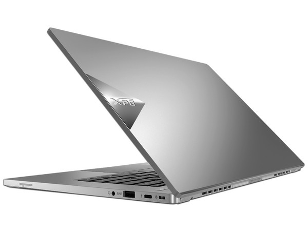 Laptop XPG Xenia Xe:
Procesador Intel Core i7 1165G7 (hasta 4.70 GHz),
Memoria de 16GB LPDDR4,
SSD de 1TB,
Pantalla de 15.6