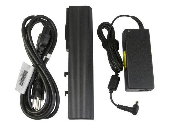 Portátil eMachines EMD620-5561:
Procesador AMD Athlon 2650e (1.6GHz),
Memoria de 1GB DDR II, Disco Duro de 160GB,
Pantalla de 14.1