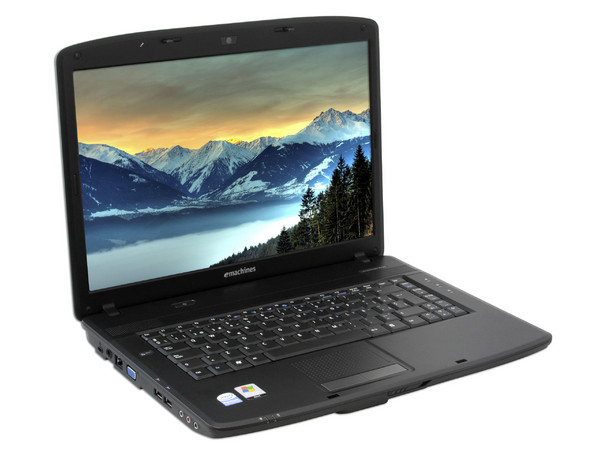 Portátil eMachines E720-4191:
Procesador Intel Pentium Dual Core T3200 (2GHz),
Memoria de 1GB DDR II, Disco Duro de 160GB,
Pantalla de 15.4