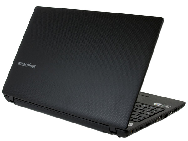 Laptop eMachines E442-V253:
Procesador AMD V140 (2.30 GHz),
Memoria de 2GB DDR3, Disco Duro de 250GB,
Video ATI Mobility Radeon HD 4250,
Pantalla de 15.6