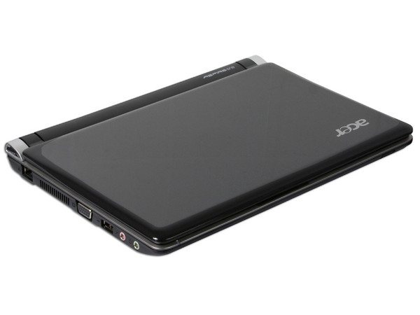 Netbook Acer Aspire One:
Procesador Intel Atom N270 (1.60 GHz),
Memoria de 1GB DDR II,  Almacenamiento Interno 160GB,
Pantalla de 10.1