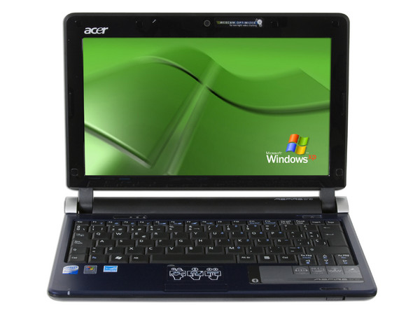 Netbook Acer Aspire One:
Procesador Intel Atom N270 (1.60 GHz),
Memoria de 1GB DDR II,  Almacenamiento Interno 160GB,
Pantalla de 10.1