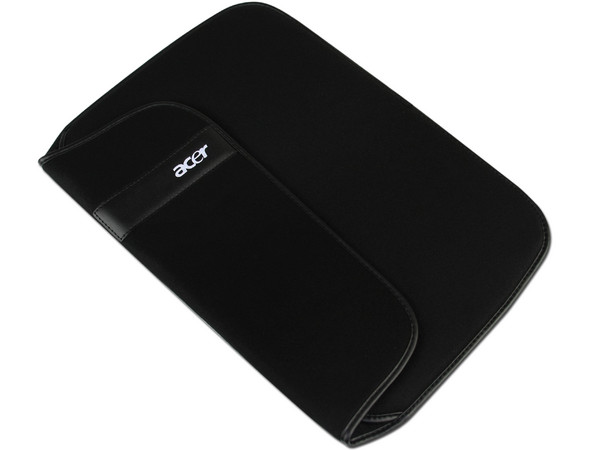 Netbook Acer Aspire One 751H-1422:
Procesador Intel Atom Z520 (1.33 GHz),
Memoria de 2GB DDR II, Almacenamiento Interno 250GB,
Pantalla de 11.6