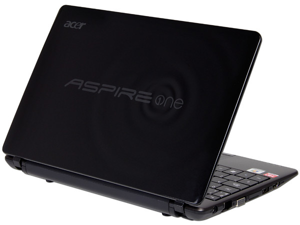 Netbook Acer Aspire ONE 722-BZ894:
Procesador AMD Dual-Core C50 (1.0 GHz),
Memoria de 1GB DDR3,  Disco Duro 320GB,
Pantalla LED de 11.6