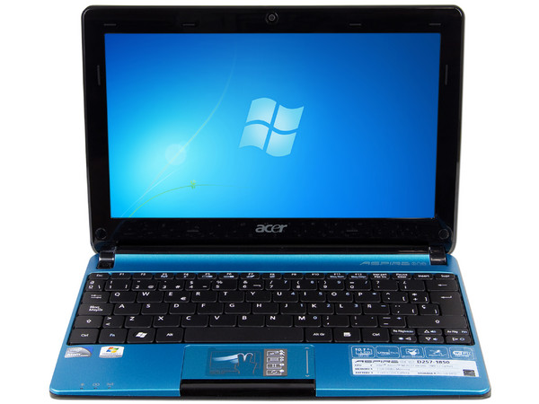 Netbook Acer Aspire One D257-1850: 
Procesador Intel Atom N570 (1.66GHz), 
Memoria de 1GB DDR3, Disco Duro 250GB, 
Pantalla LED de 10.1