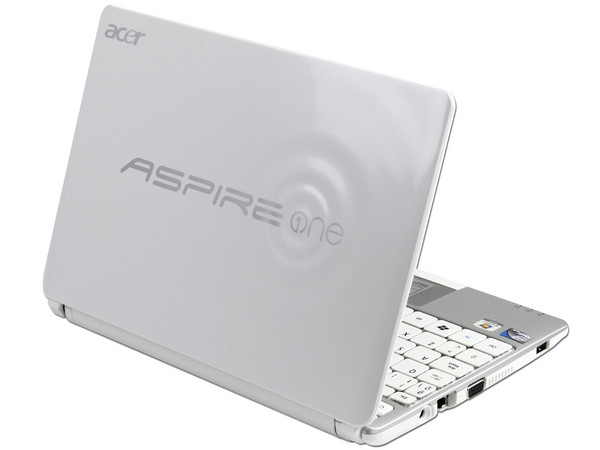 Netbook Acer Aspire One D257-1689: 
Procesador Intel Atom N570 (1.66GHz), 
Memoria de 1GB DDR3, Disco Duro 250GB, 
Pantalla LED de 10.1