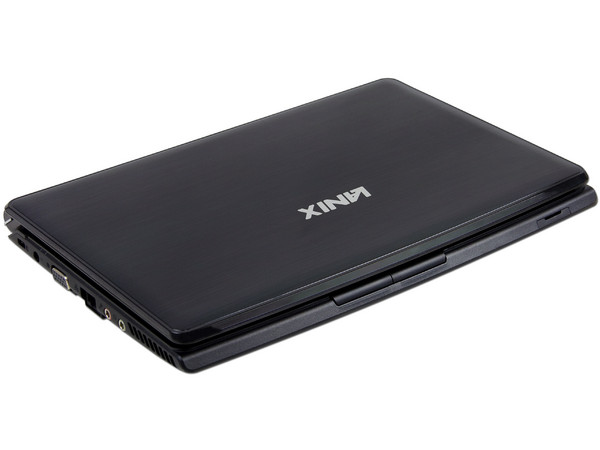 Netbook Lanix LT:
Procesador Intel Atom N455 (1.66GHz),
Memoria de 1GB DDR3,  Disco Duro 160GB,
Pantalla LCD de 10.1