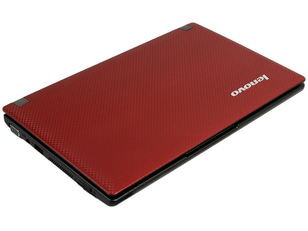 Netbook Lenovo IdeaPad S10-3,
Procesador Intel Atom N450 (1.66 GHz),
Memoria 2GB DDR2, Disco Duro de 250GB, 
Pantalla LED 10.1”, Red 802.11b/g/n,
Windows 7 Starter. Color Roja