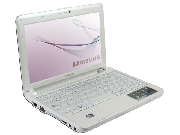 Netbook Samsung Mini N130:
Procesador Intel Atom N270 (1.60 GHz),
Memoria de 1GB DDR II,  DD 160GB,
Pantalla de 10.1